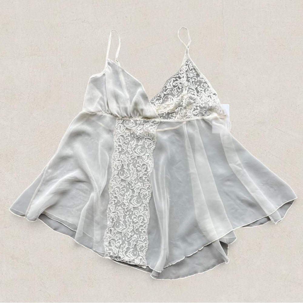 Victoria's Secret Gold Label White Lace Camisole